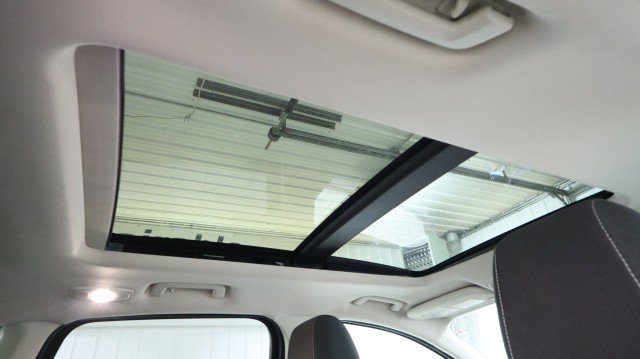 Used 2015 Ford Escape SE image 12