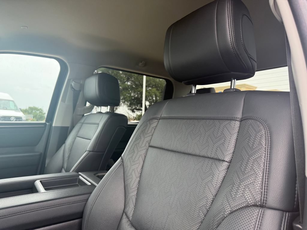 Used 2023 Toyota Tundra Limited w/ Power Package RWD image 11