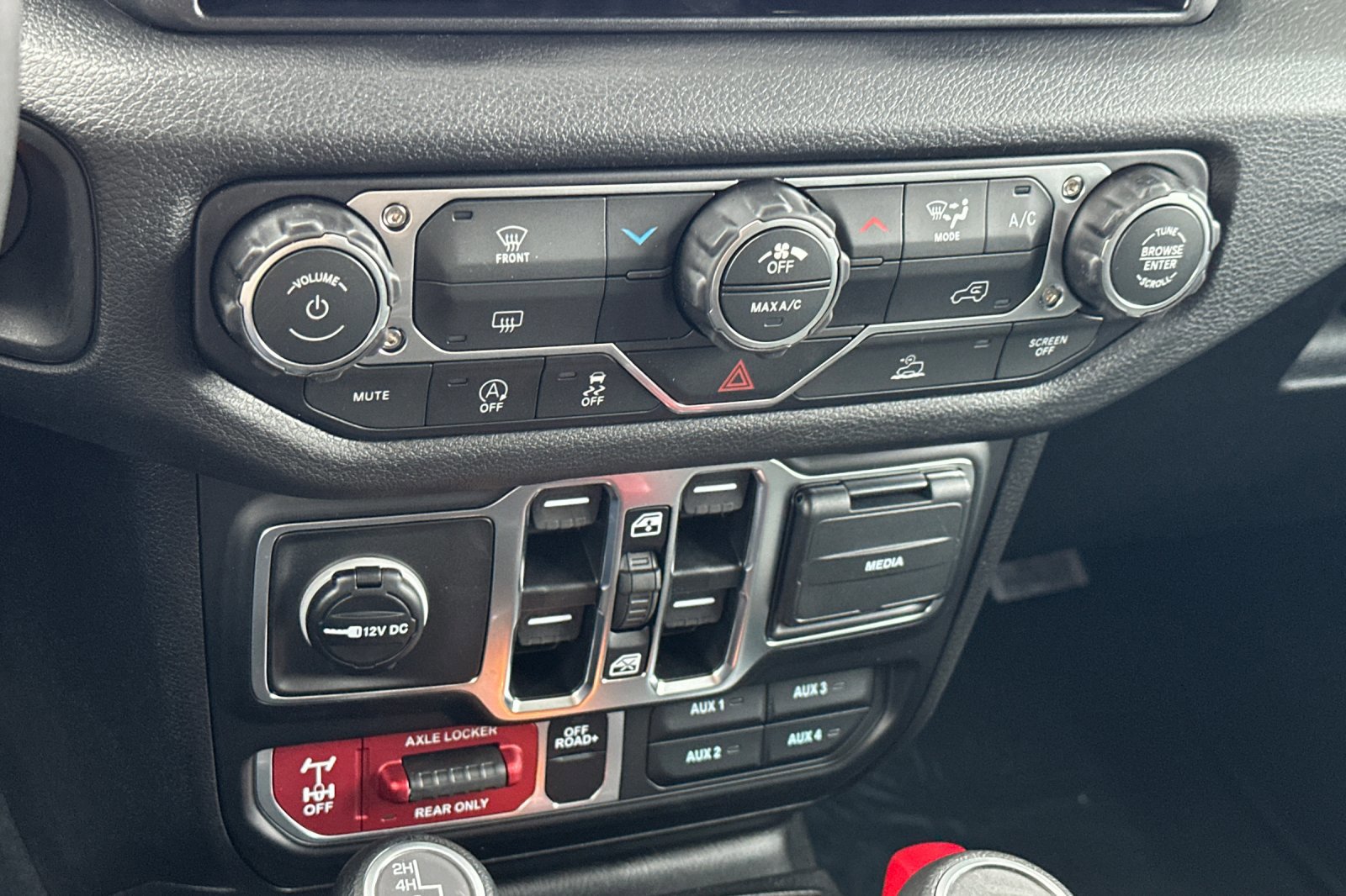 New 2026 Jeep Wrangler Unlimited Sport image 17