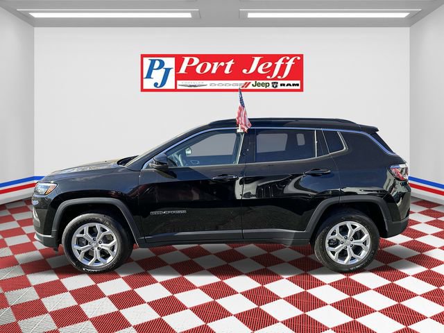 Certified 2024 Jeep Compass Latitude image 2
