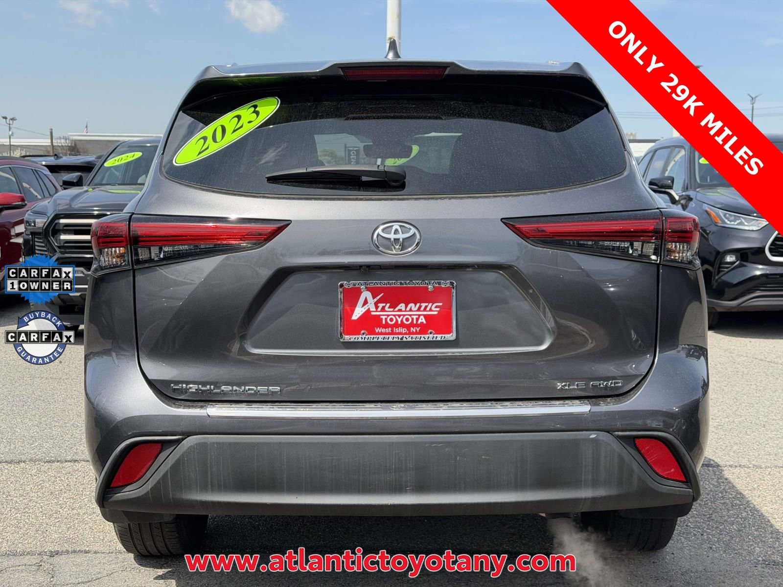Used 2023 Toyota Highlander XLE AWD/4WD image 36