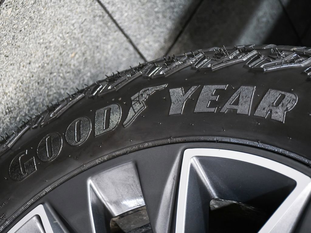 Used 2023 Chevrolet Tahoe Z71 image 88