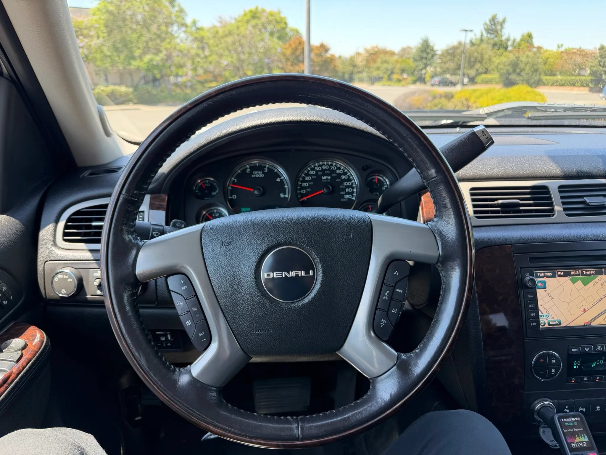 Used 2011 GMC Sierra 3500 Denali w/ Suspension Package, Off-Road AWD/4WD image 15