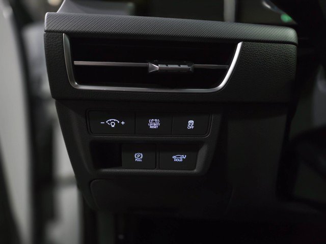 Used 2025 Hyundai Sonata Limited FWD image 32