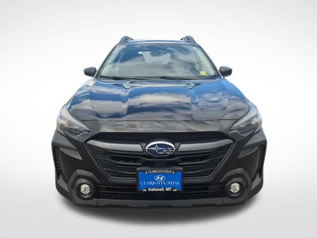 Used 2023 Subaru Outback Premium AWD/4WD image 2