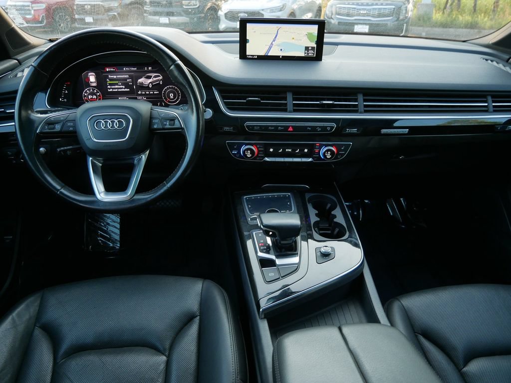 Used 2017 Audi Q7 3.0T Prestige w/ Prestige Package AWD/4WD image 13