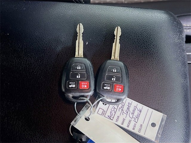 Used 2013 Toyota Camry SE image 31