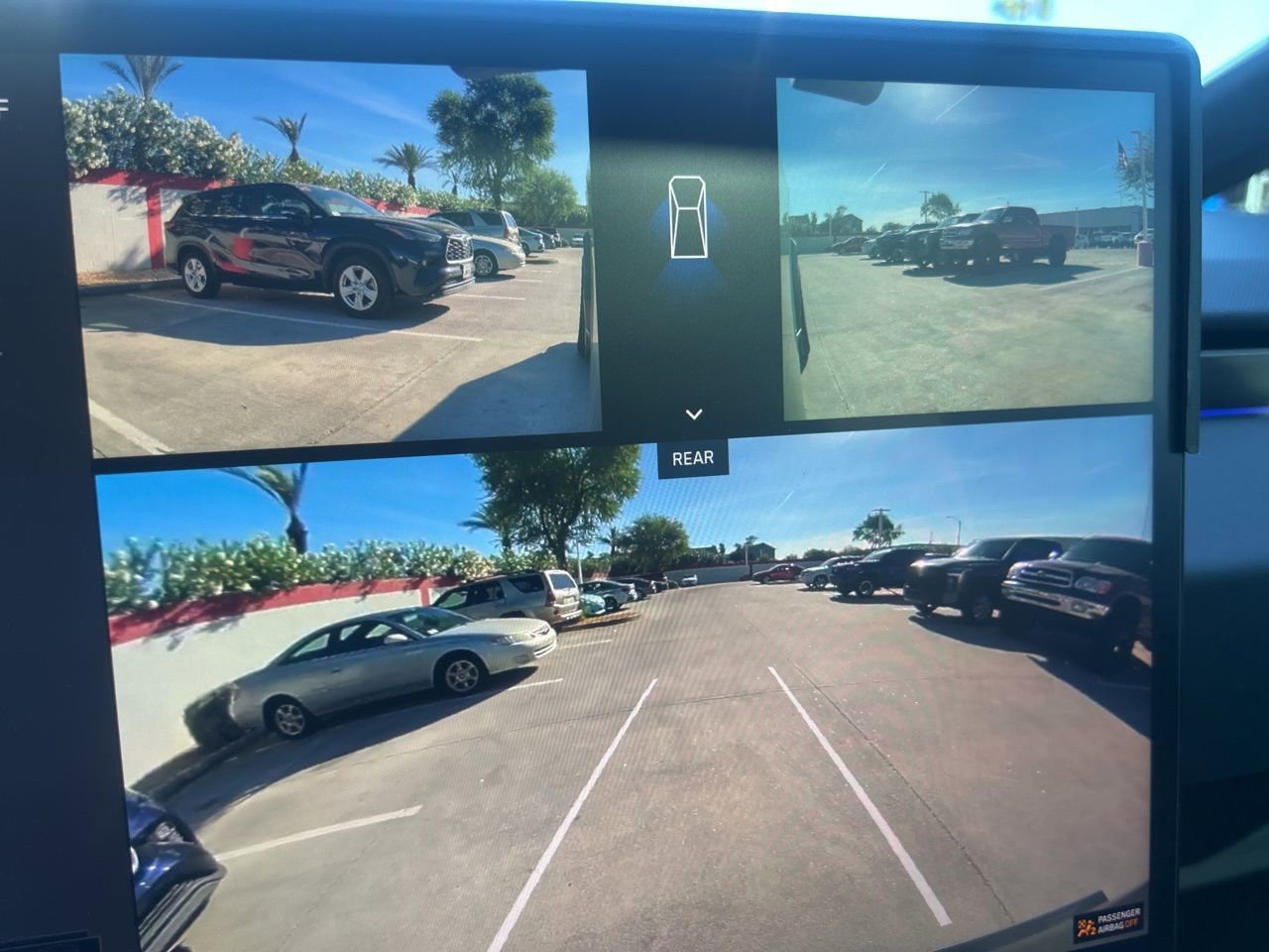 Used 2025 Tesla Cybertruck AWD Crew Cab image 15