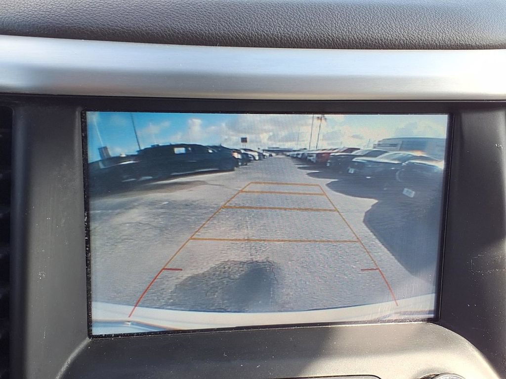 Used 2019 GMC Acadia SLT FWD image 4
