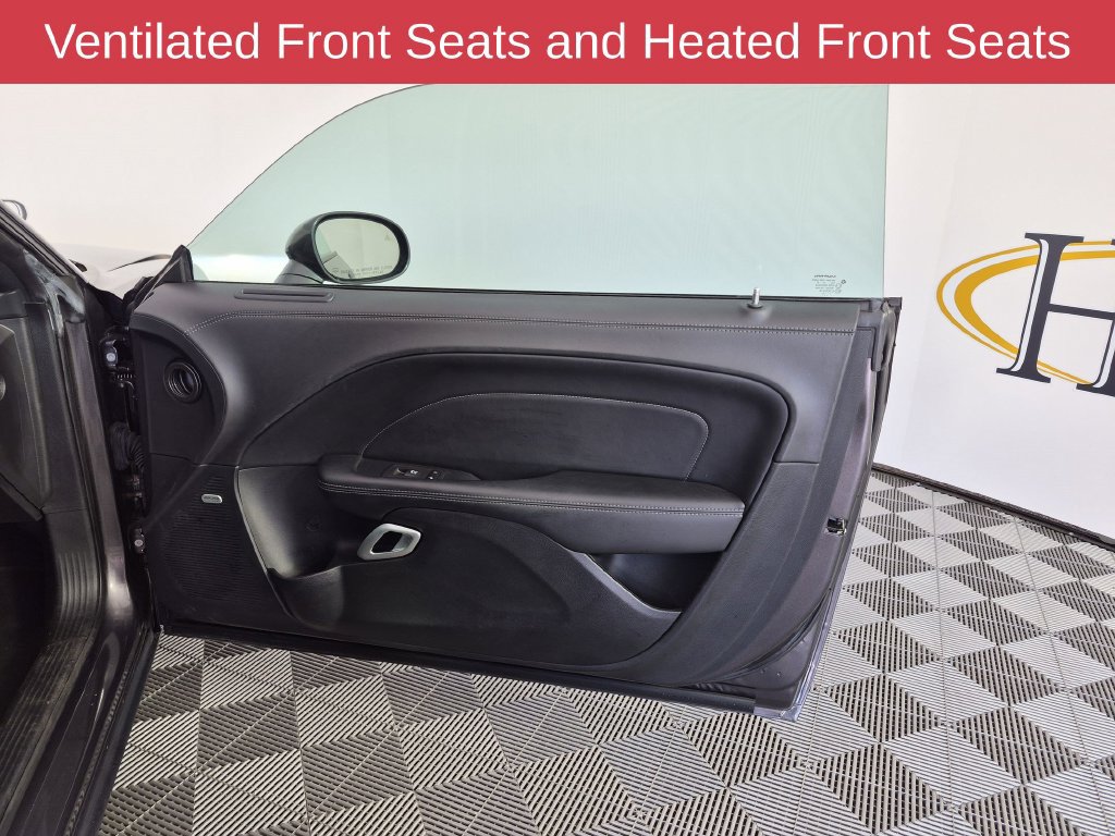 Used 2023 Dodge Challenger R/T w/ Plus Package RWD image 33
