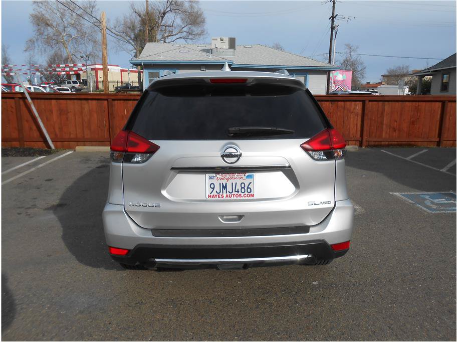 Used 2018 Nissan Rogue SL AWD/4WD image 5