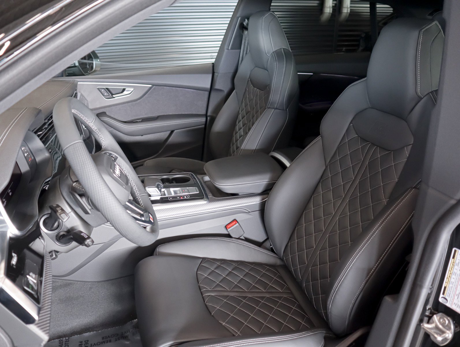 New 2026 Audi SQ8 Premium Plus image 8