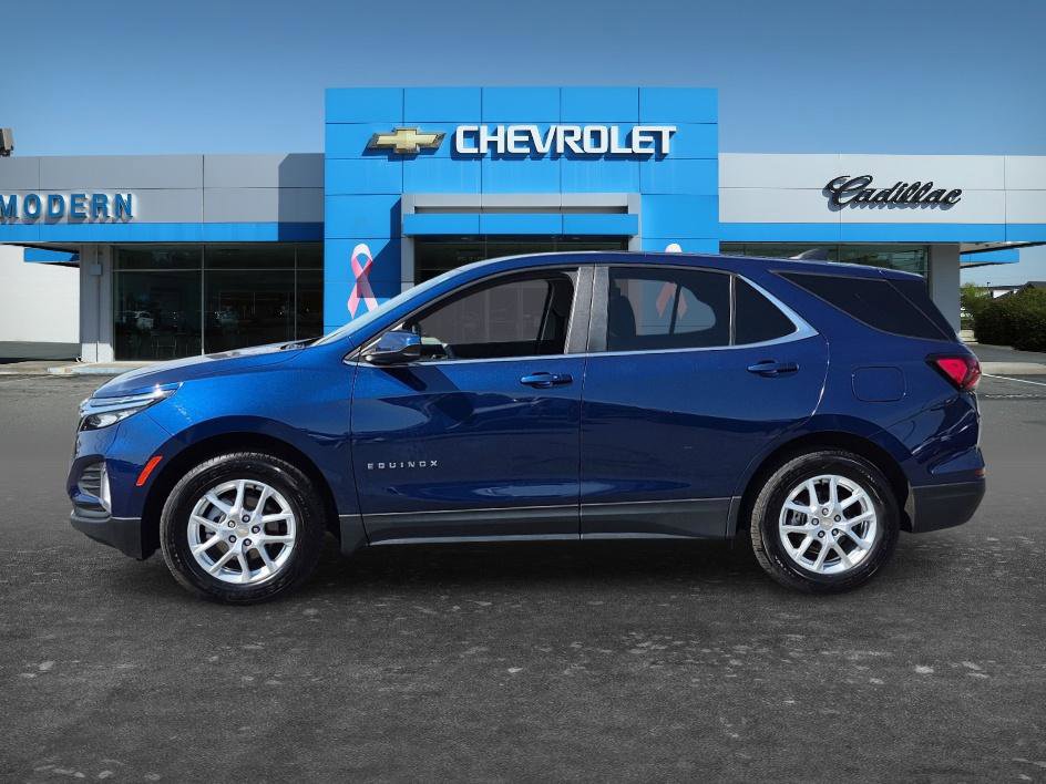 Used 2023 Chevrolet Equinox LT AWD/4WD image 2