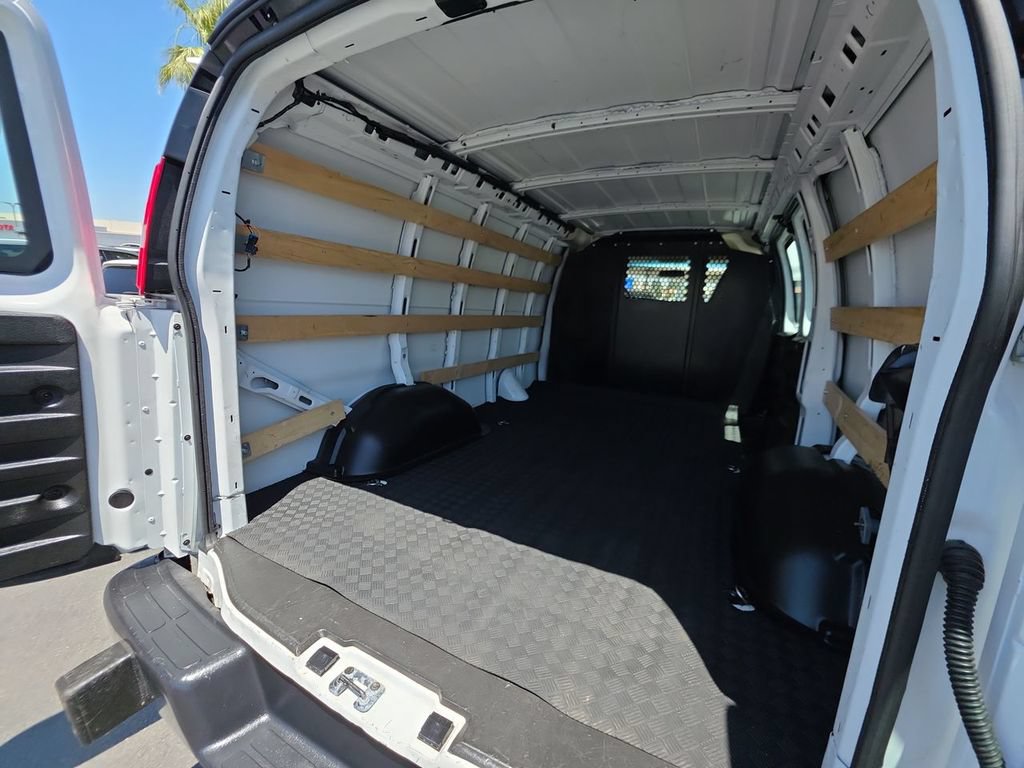 Used 2024 GMC Savana 2500 w/ Driver Convenience Package RWD image 24