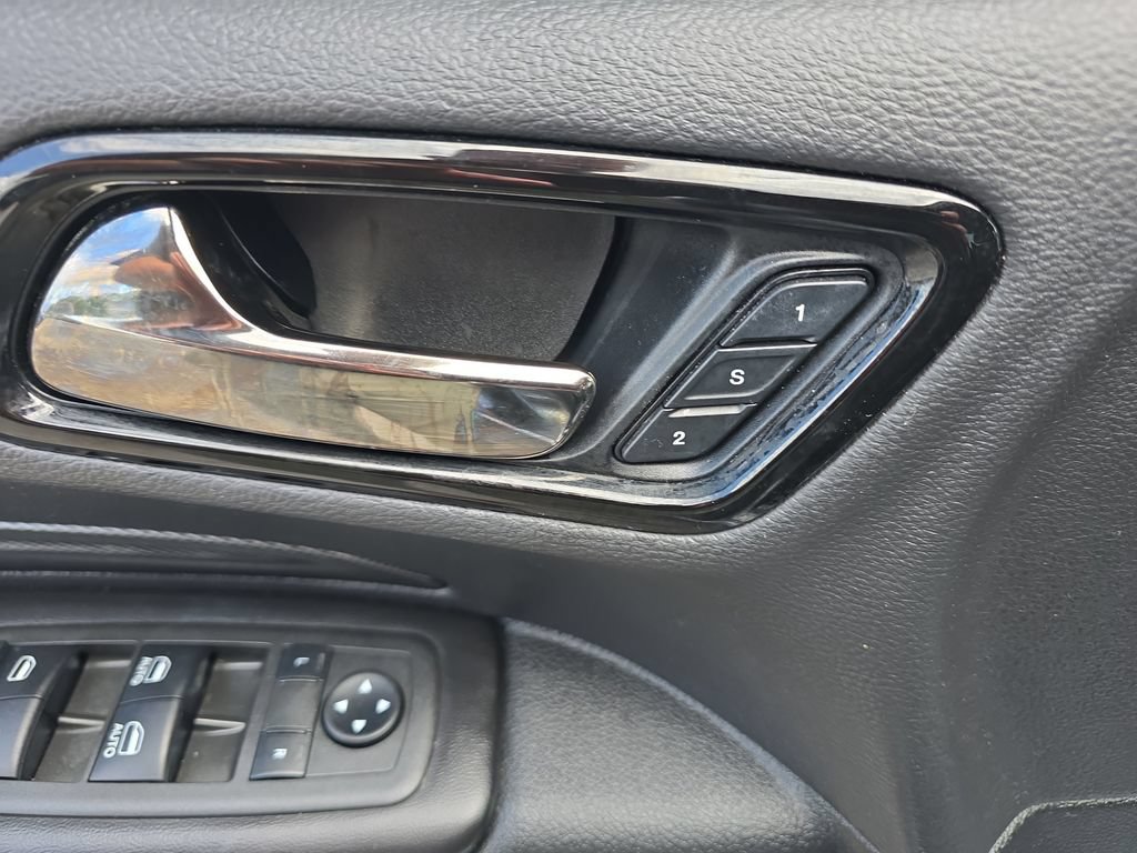 Used 2021 Dodge Durango R/T RWD image 23