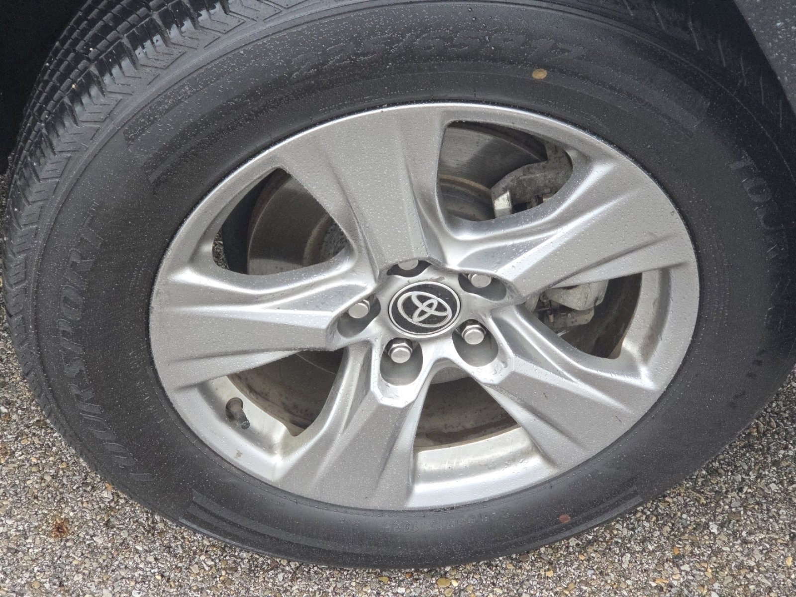 Used 2023 Toyota RAV4 XLE image 11