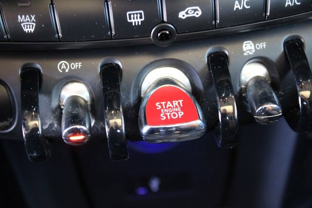 Used 2019 MINI Cooper S w/ Premium Package FWD image 15