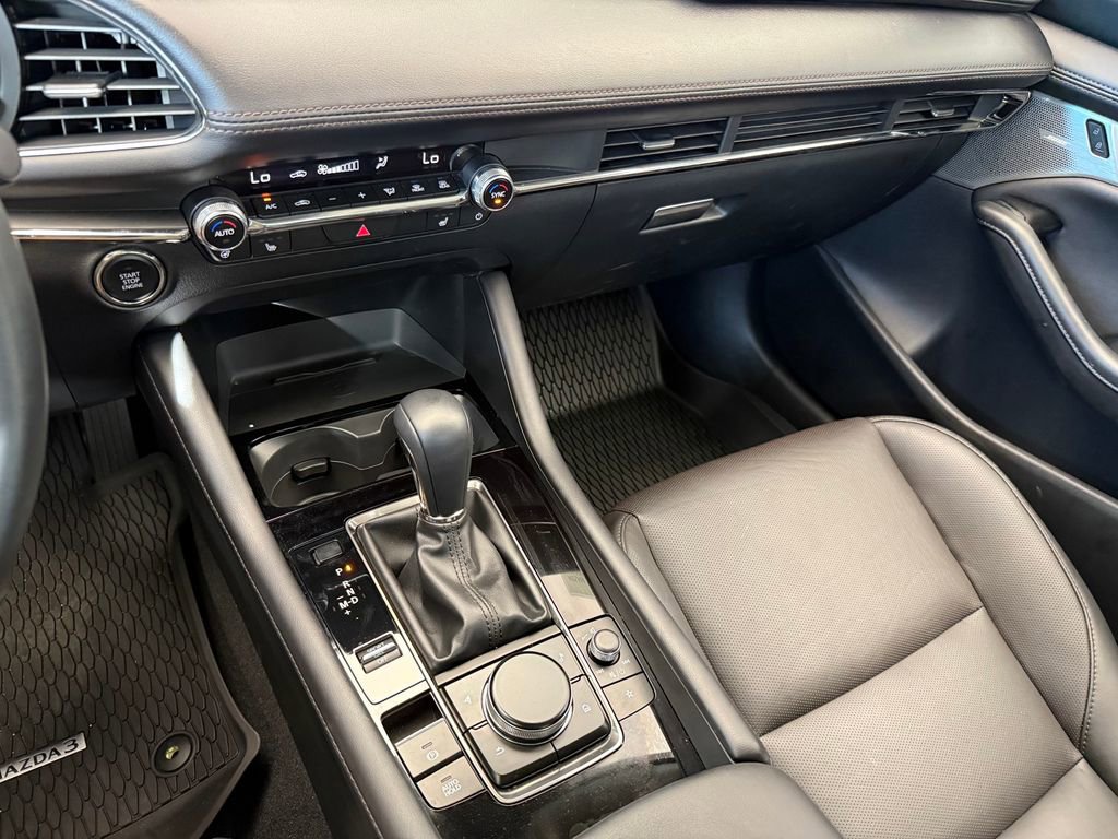 New 2025 MAZDA MAZDA3 2.5 Turbo Sedan w/Premium Plus image 21