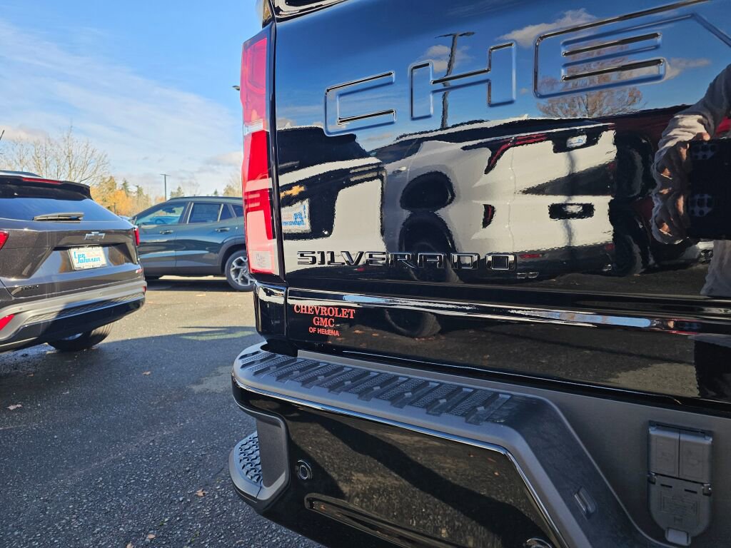 New 2026 Chevrolet Silverado 2500 High Country w/ Midnight Edition image 34