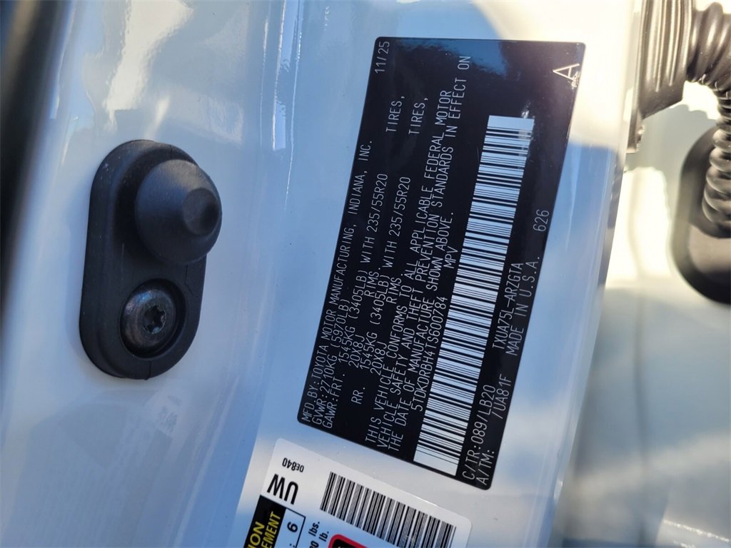 New 2026 Toyota Highlander Limited image 17