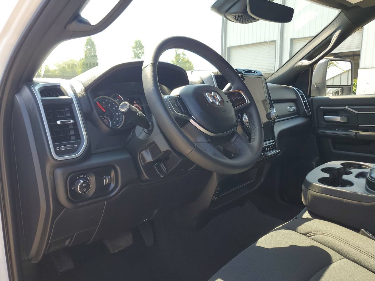 Used 2025 RAM 2500 Big Horn AWD/4WD image 20
