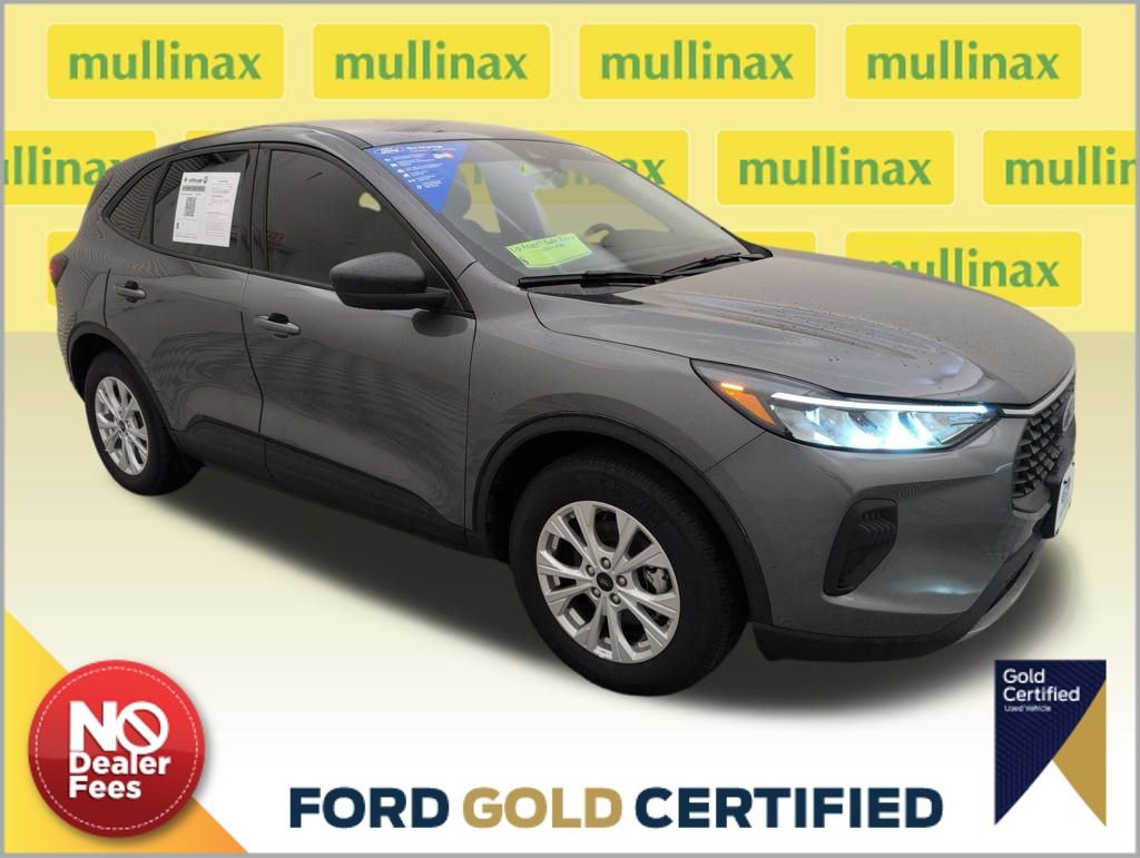Used 2025 Ford Escape Active image 1