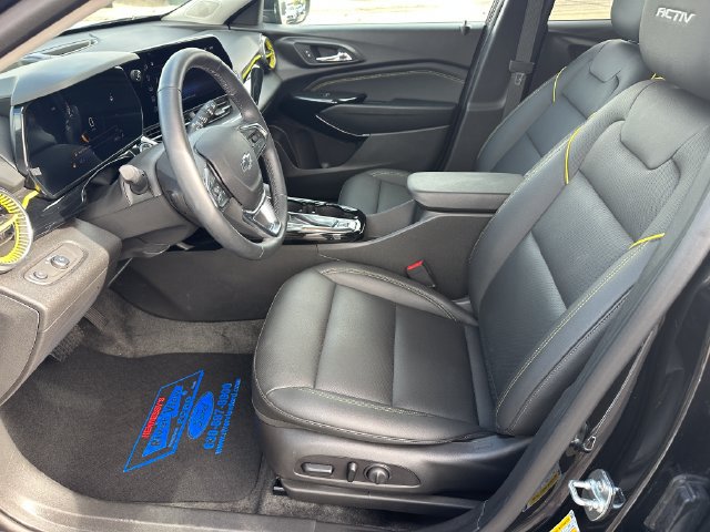 Used 2025 Chevrolet Trax ACTIV w/ Driver Confidence Package FWD image 17