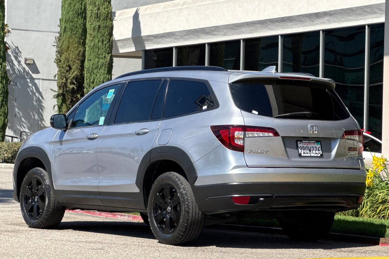 Certified 2022 Honda Pilot TrailSport image 6