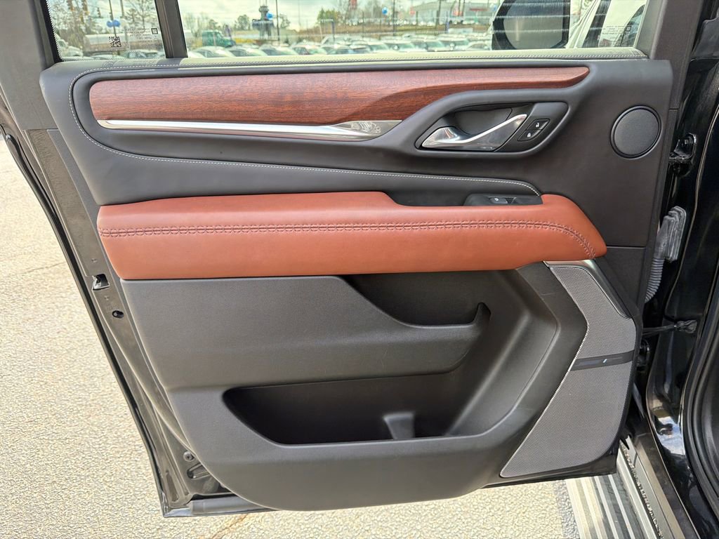 Used 2023 GMC Yukon XL Denali Ultimate image 22