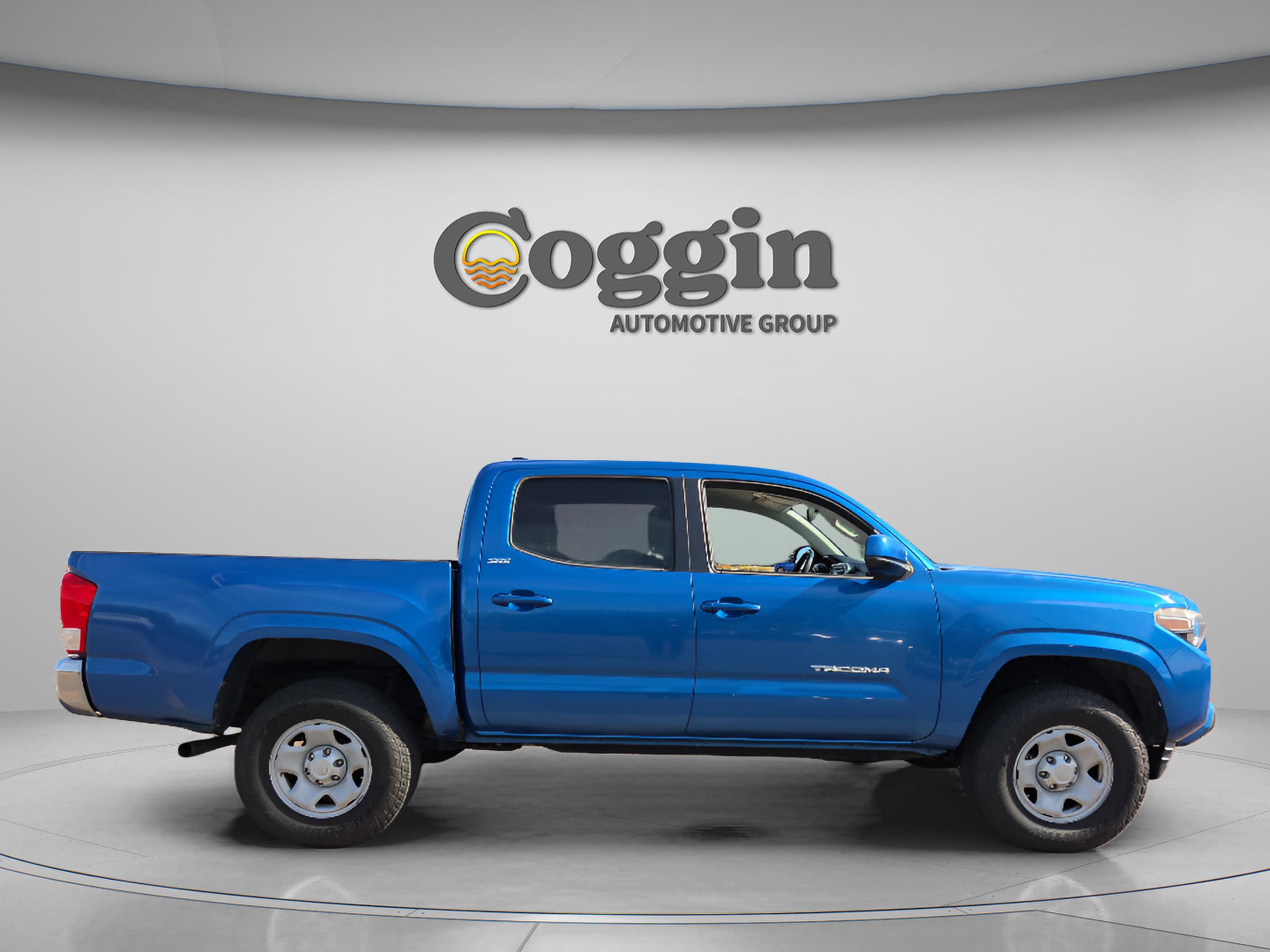 Used 2016 Toyota Tacoma SR5 w/ Towing Package image 6