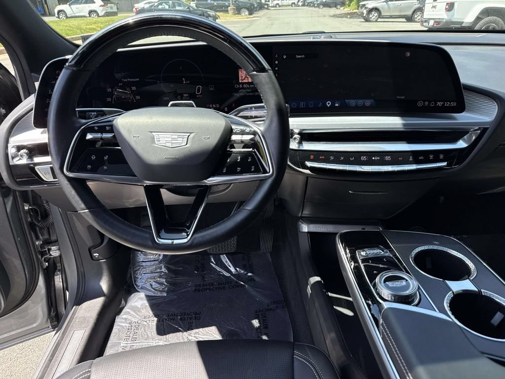 Certified 2024 Cadillac Lyriq Sport AWD/4WD image 31