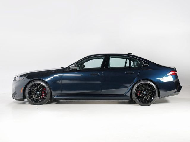 Used 2026 BMW M5 w/ Carbon Package AWD/4WD image 2