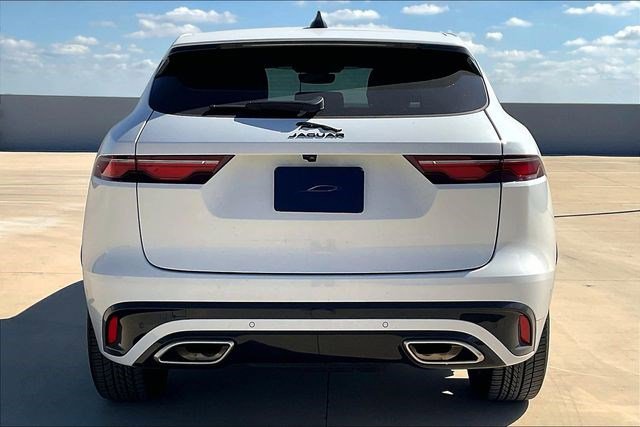 New 2025 Jaguar F-PACE R-Dynamic S AWD/4WD image 4