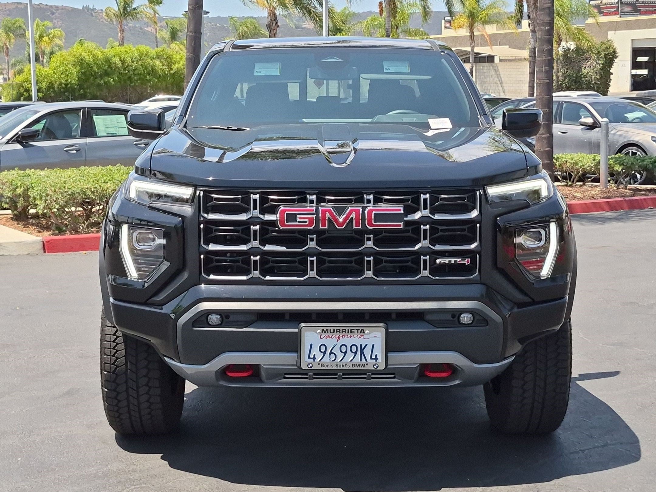 Used 2025 GMC Canyon AT4 w/ Nightfall Edition AWD/4WD image 3