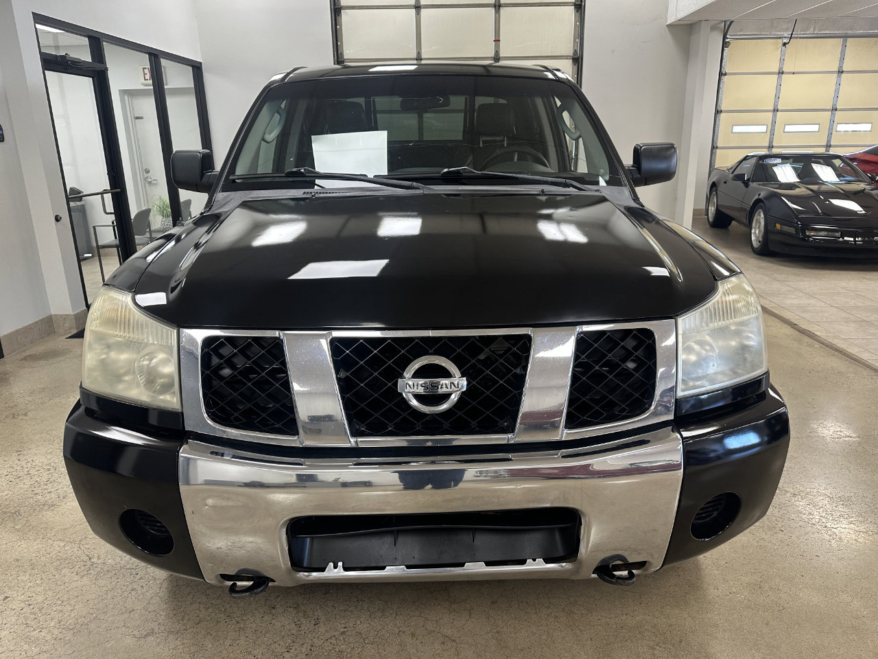 Used 2007 Nissan Titan SE image 2