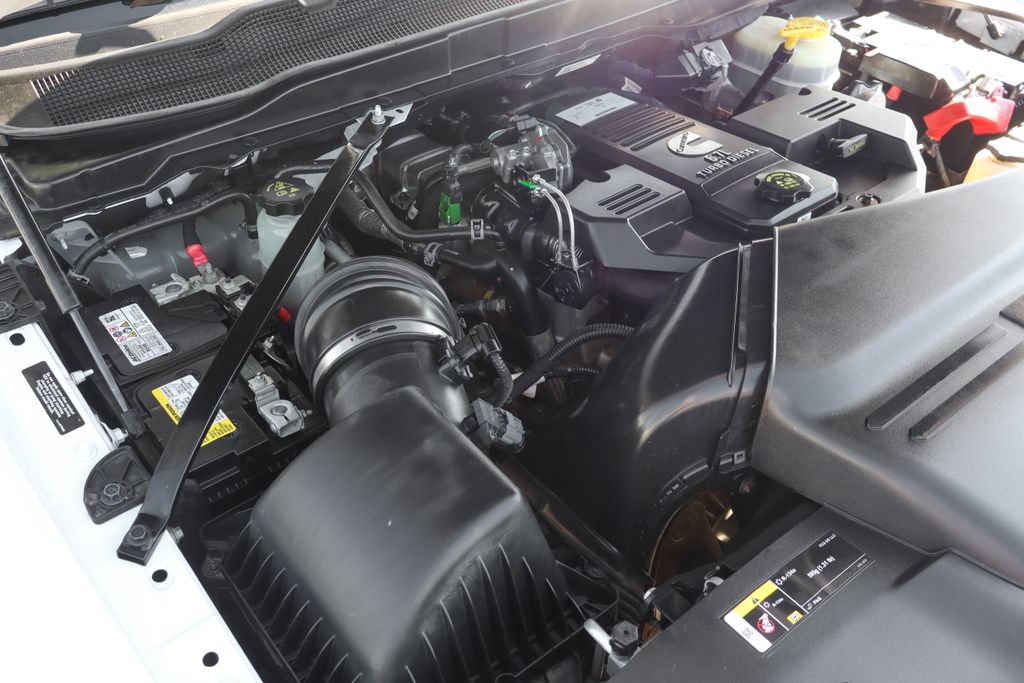 Used 2021 RAM 3500 Laramie AWD/4WD image 11