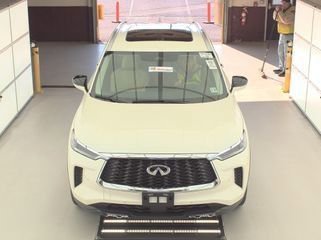 Used 2024 INFINITI QX60 Luxe image 2