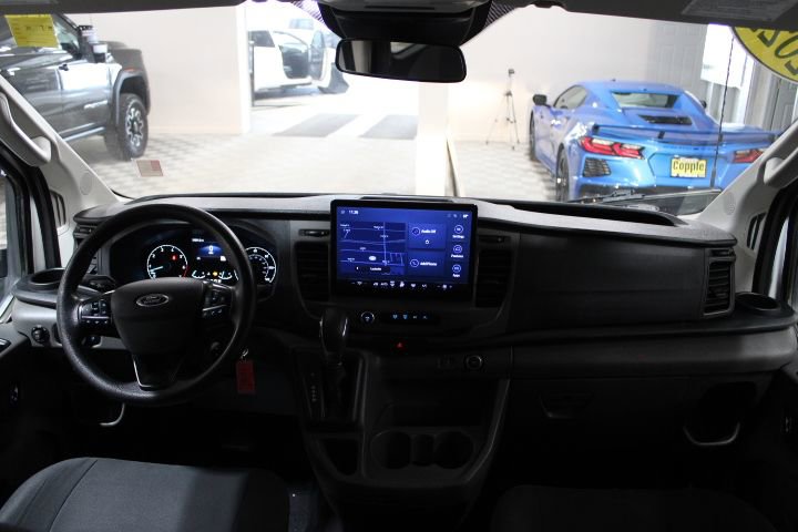 Used 2022 Ford Transit 350 XLT AWD/4WD image 2
