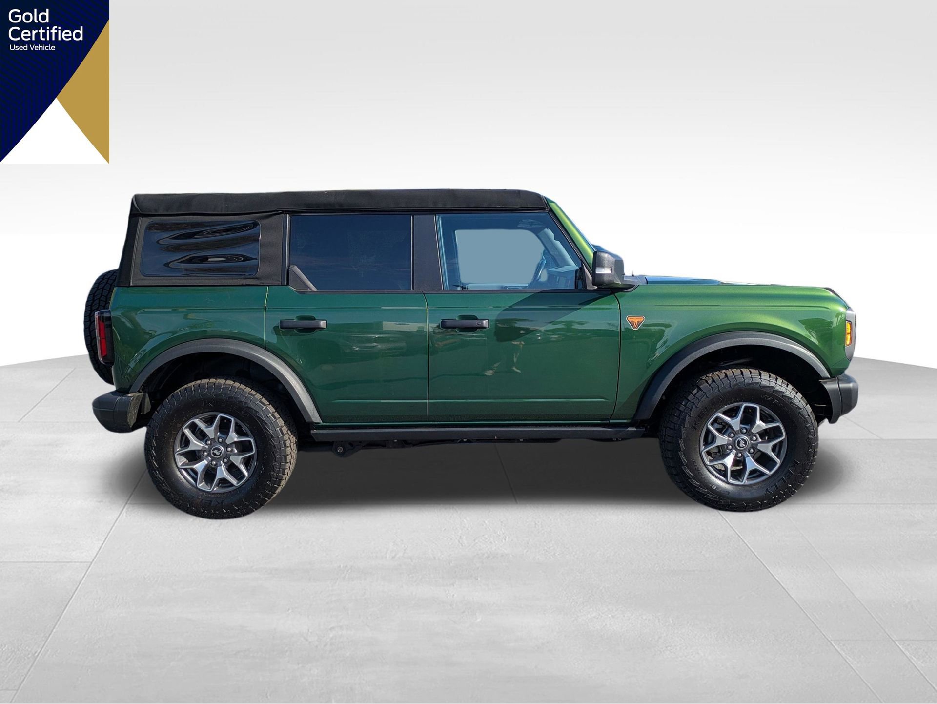 Certified 2023 Ford Bronco Badlands image 4