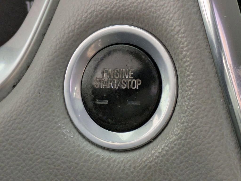 Used 2018 Chevrolet Traverse Premier image 18