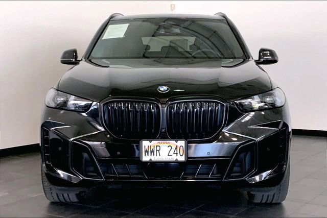 Used 2024 BMW X5 sDrive40i w/ M Sport Package RWD image 3