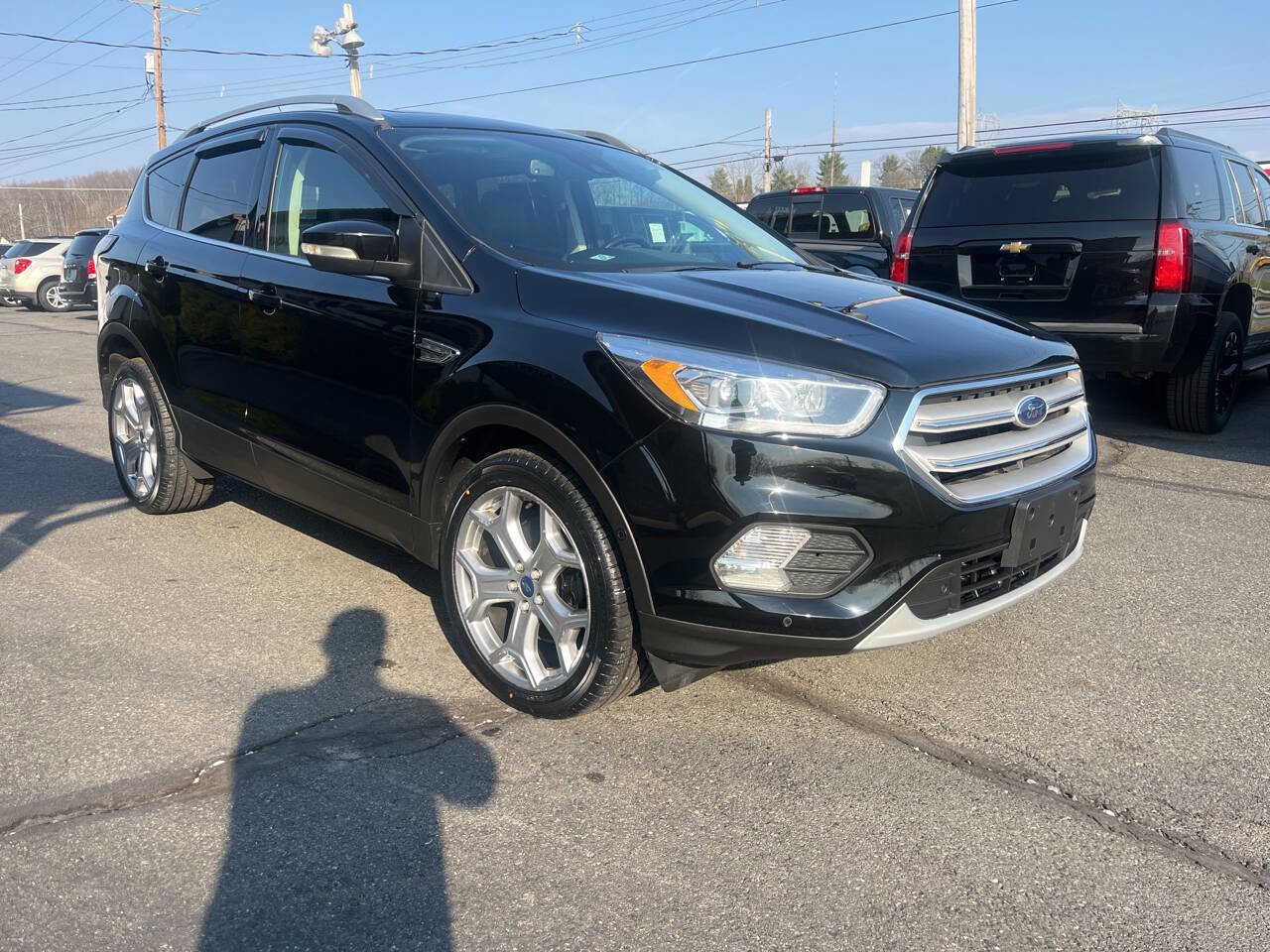 Used 2017 Ford Escape Titanium w/ Equipment Group 301A AWD/4WD image 4