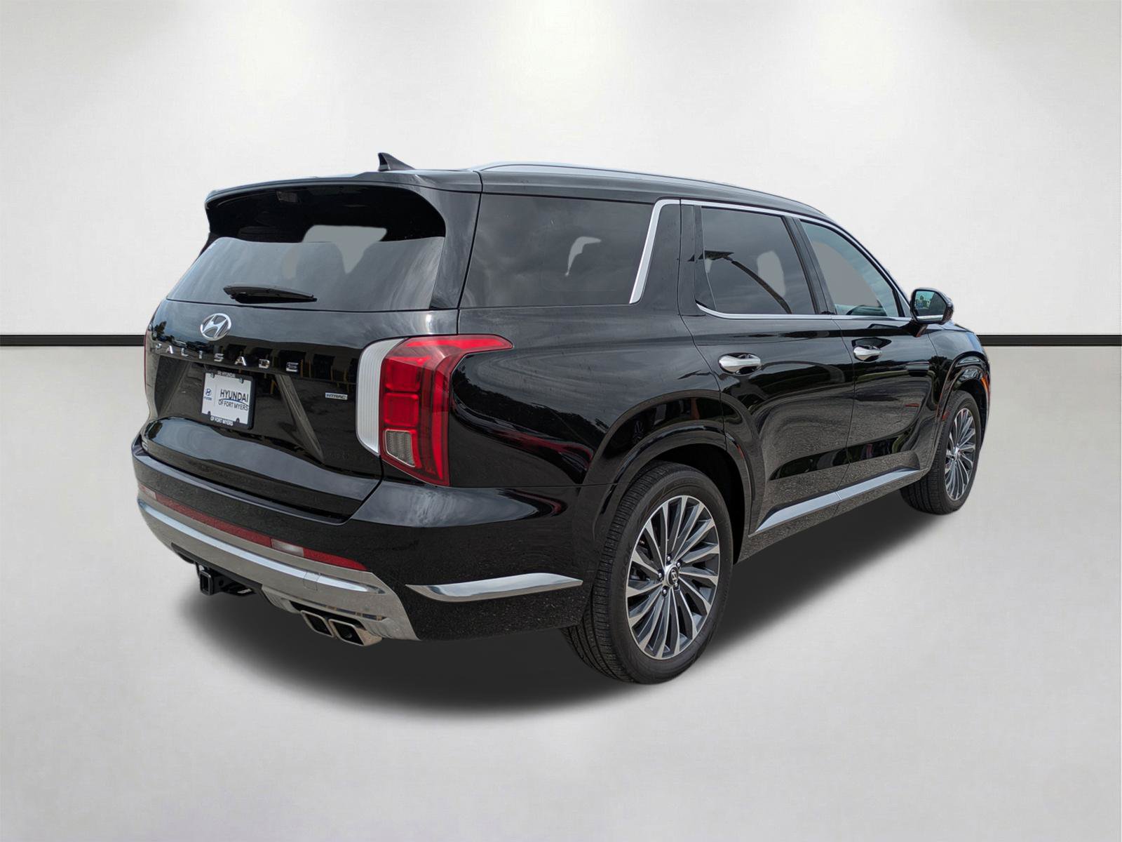 Used 2024 Hyundai Palisade Calligraphy AWD/4WD image 5