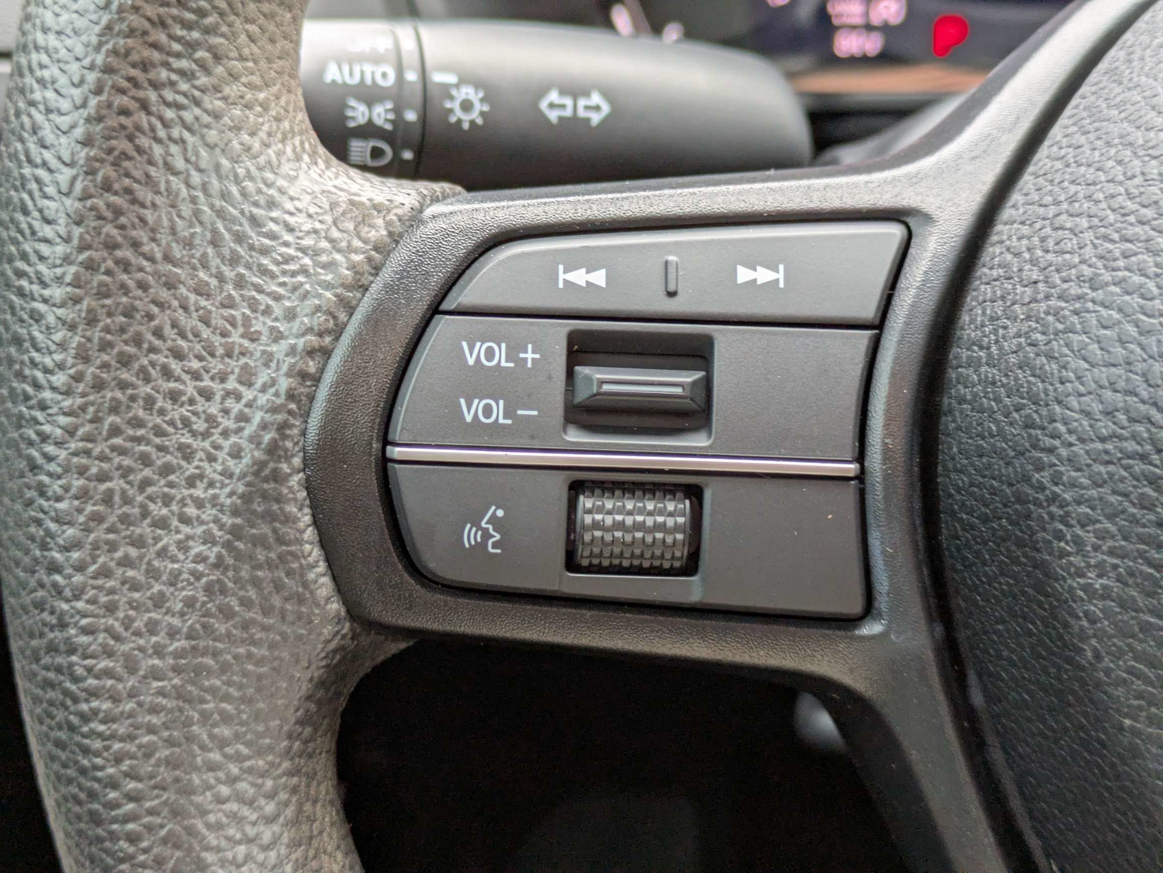 Used 2023 Honda Accord EX image 23