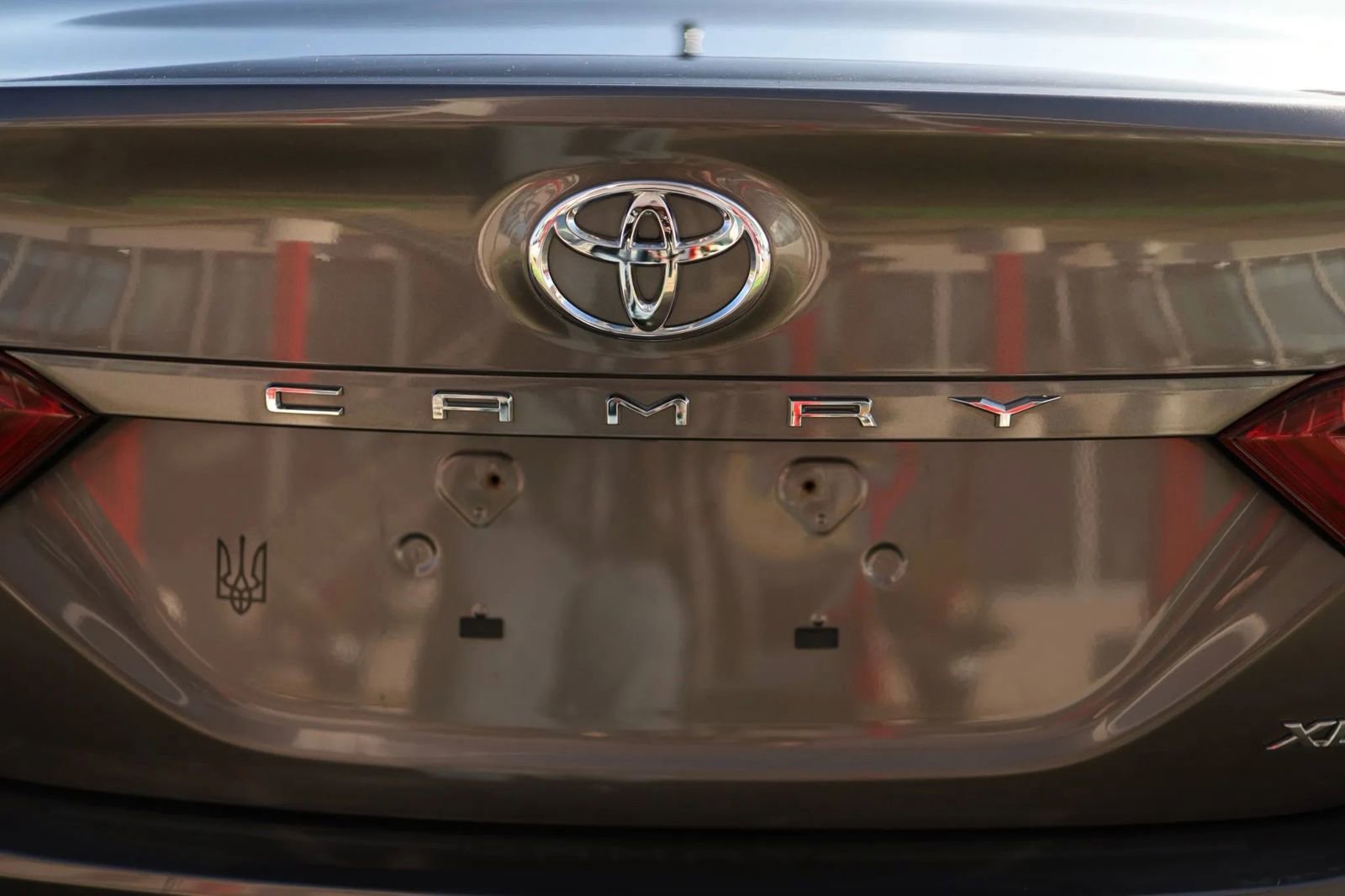 Used 2018 Toyota Camry XLE w/ Driver Assist Package FWD image 9
