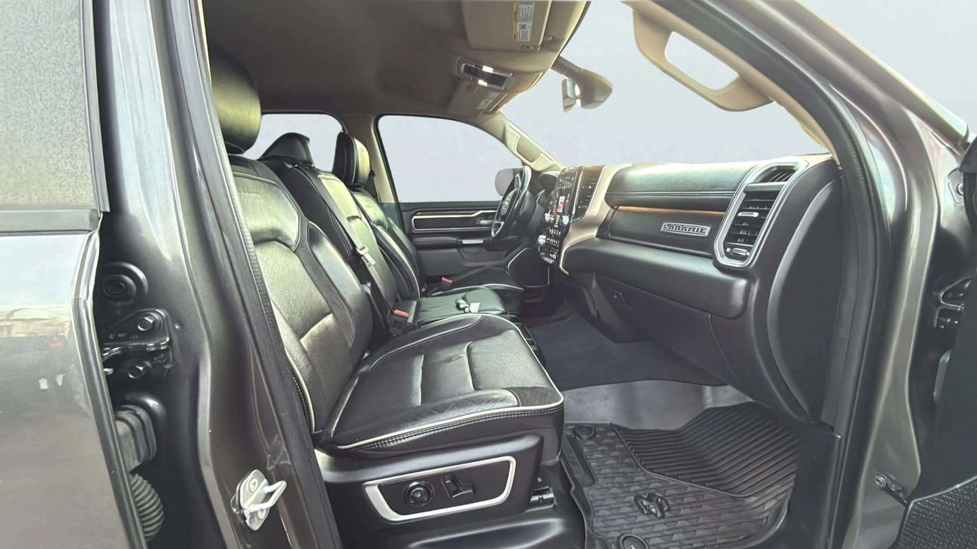 Used 2019 RAM 1500 Laramie image 15