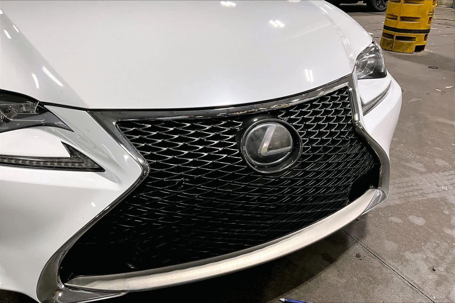 Used 2018 Lexus RC 300 AWD image 25
