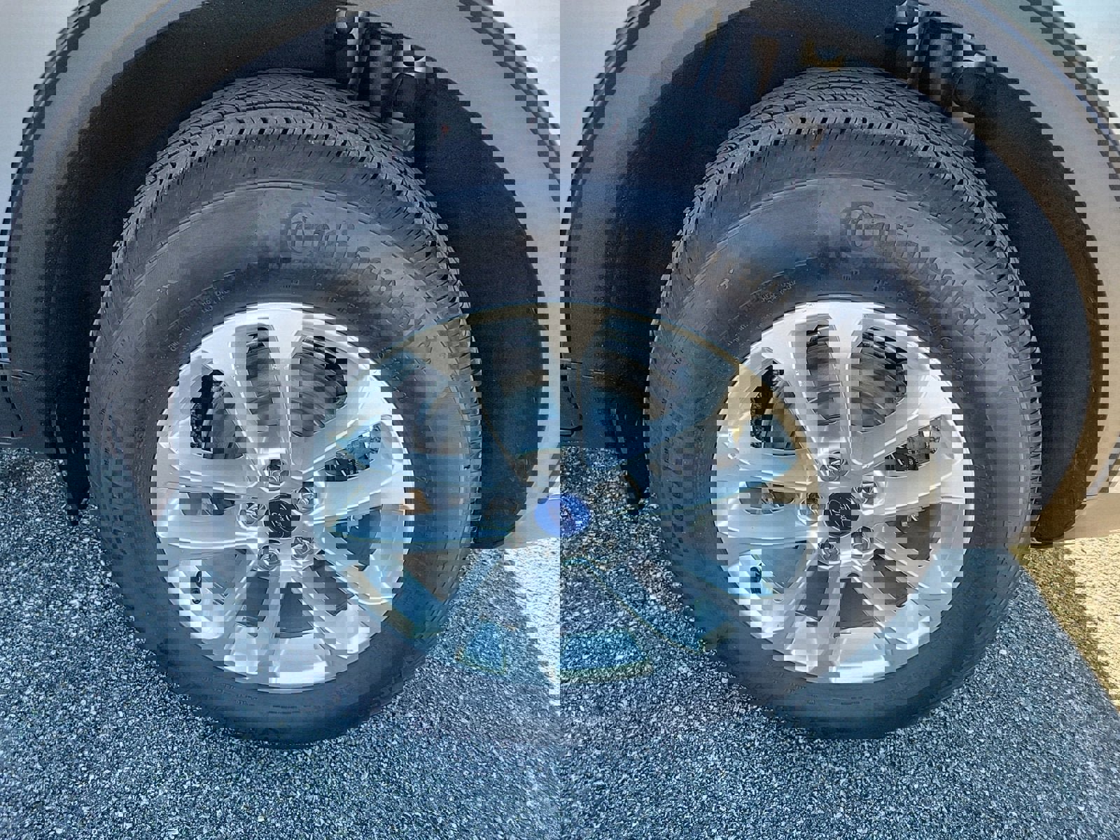 Used 2022 Ford Escape SE w/ Convenience Package image 9