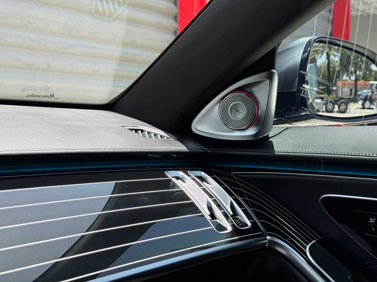 Used 2024 Mercedes-Benz Maybach S 580 4MATIC image 54