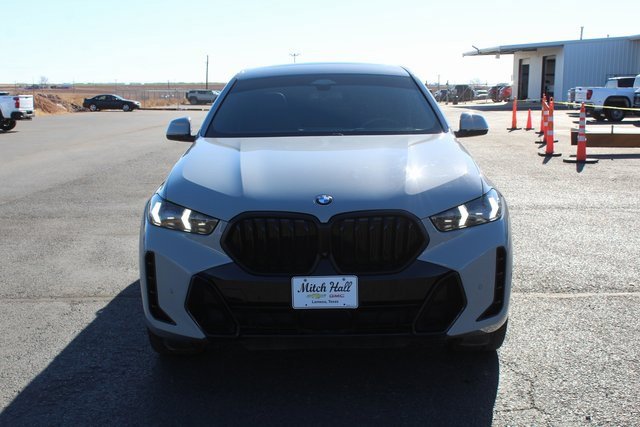 Used 2024 BMW X6 xDrive40i w/ Premium Package image 12